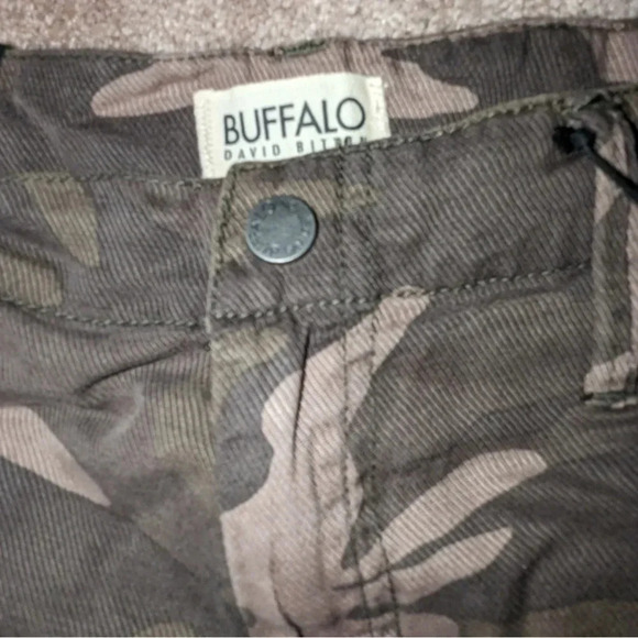 David Bitton Commander Buffalo Mid Rise Utility jogger camouflage  size 25 - Picture 14 of 16
